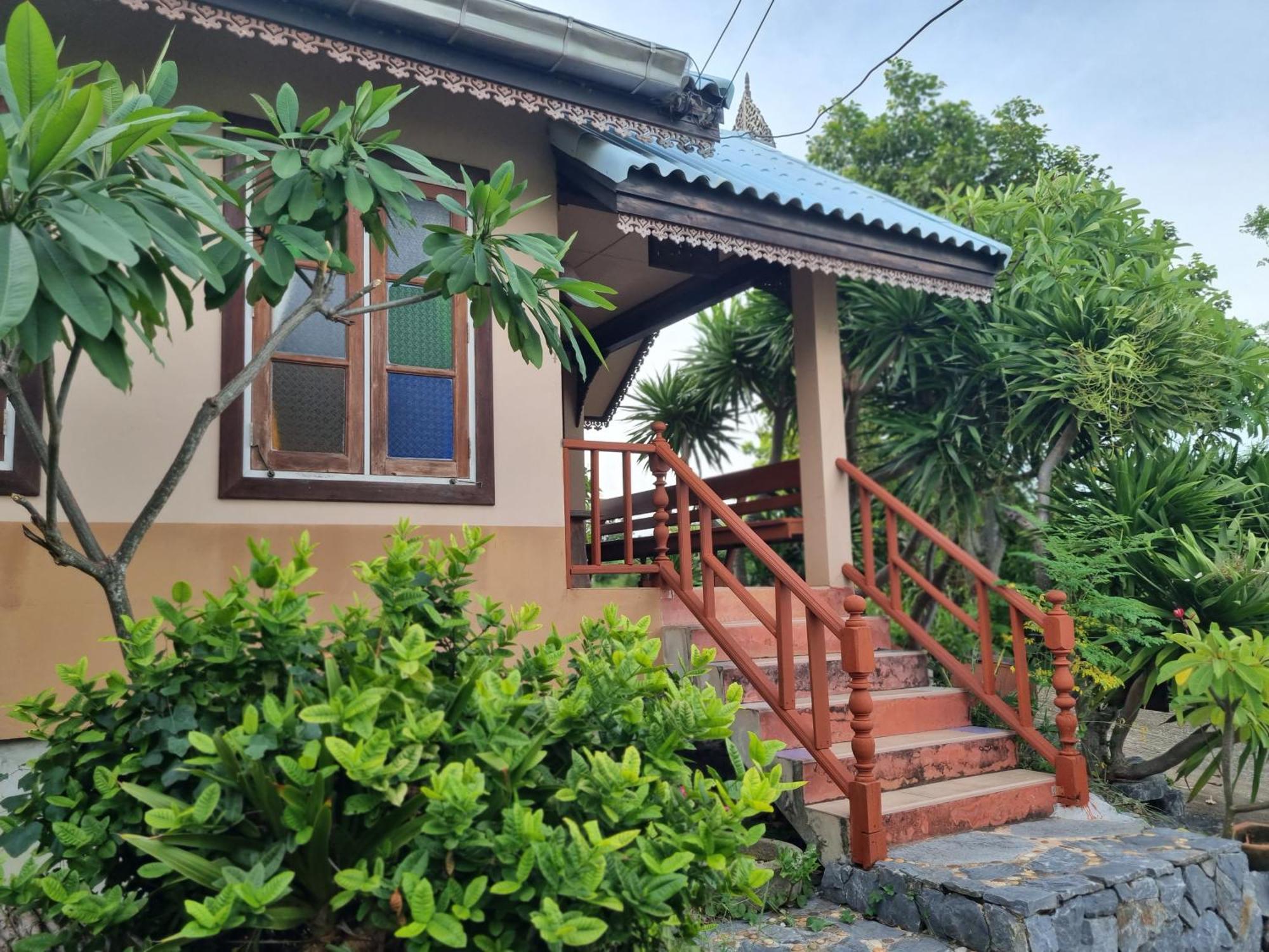 Hello Sichang Bungalow Ko Sichang Extérieur photo